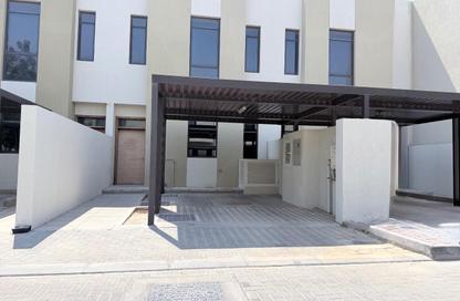 Villa - 2 Bedrooms - 4 Bathrooms for rent in Nasma Residence - Al Tai - Sharjah