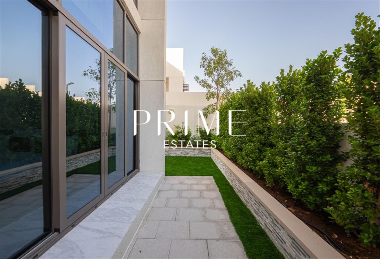 Brand New Villa | With Private Pool | View Today! photo 15