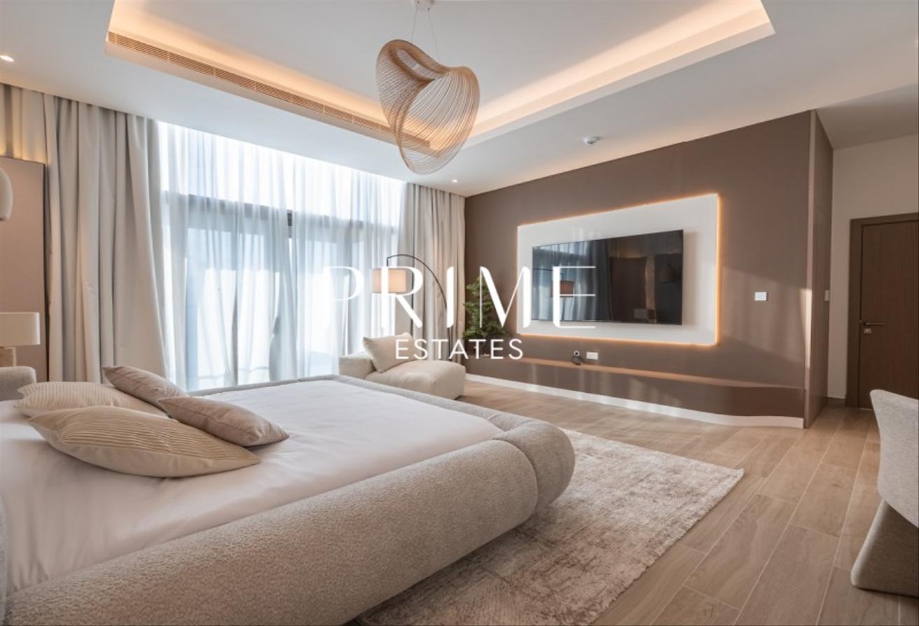 Brand New Villa | With Private Pool | View Today! photo 12
