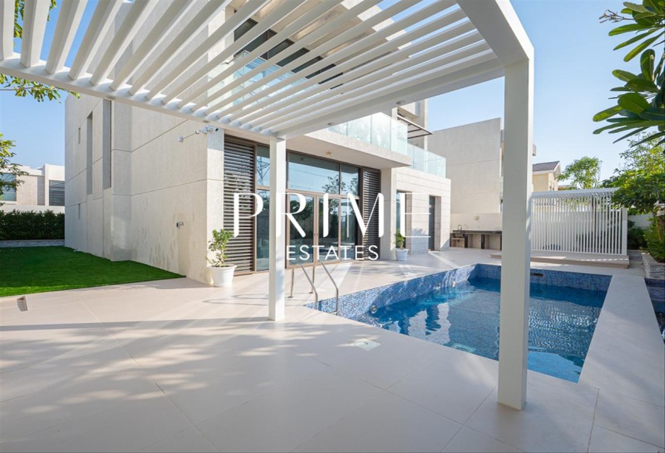 Brand New Villa | With Private Pool | View Today! photo 22