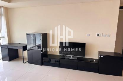 Apartment - 1 Bedroom - 2 Bathrooms for rent in Tala Tower - Marina Square - Al Reem Island - Abu Dhabi