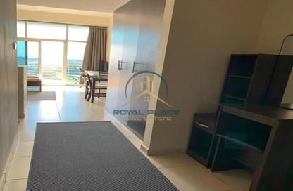 Apartment - Studio - 1 Bathroom for rent in Royal Residence 1 - Royal Residence - Dubai Sports City - Dubai