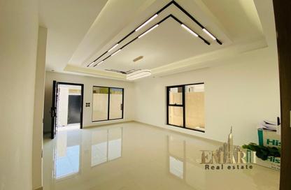 Villa - 5 - 7 for rent in Al Zaheya Gardens - Al Zahya - Ajman