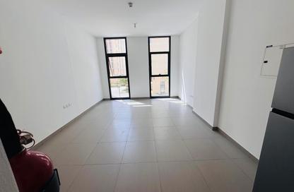 Apartment - Studio - 1 Bathroom for rent in Al Mamsha - Muwaileh - Sharjah