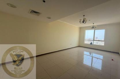 Apartment - 3 Bedrooms - 3 Bathrooms for rent in Qasimia 10 building - Al Mahatta - Al Qasimia - Sharjah
