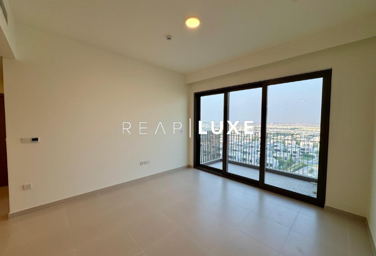 13 Months | Sidra View | Modern Layout photo 2
