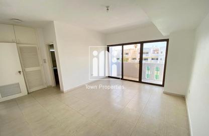 Villa - 4 Bedrooms - 5 Bathrooms for rent in Al Karamah - Abu Dhabi