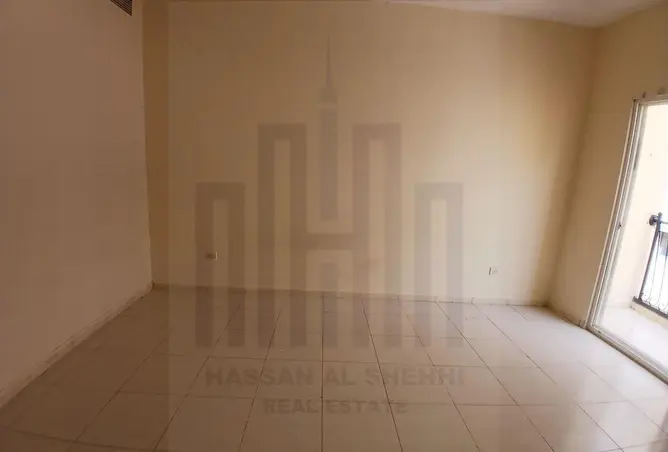 155512430 - Property Image 3