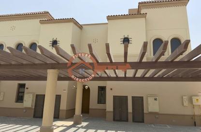 Townhouse - 2 Bedrooms - 4 Bathrooms for rent in Bloom Living - Zayed City (Khalifa City C) - Khalifa City - Abu Dhabi