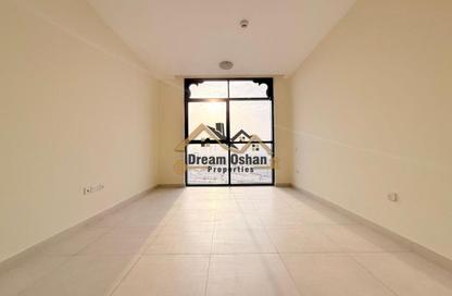 Apartment - 2 - 3 for rent in Rose Building - Al Jaddaf - Dubai