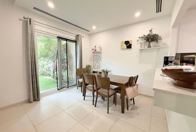 82784447 - Property Image 3