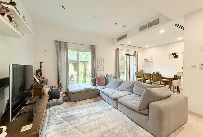 82784447 - Property Main Image