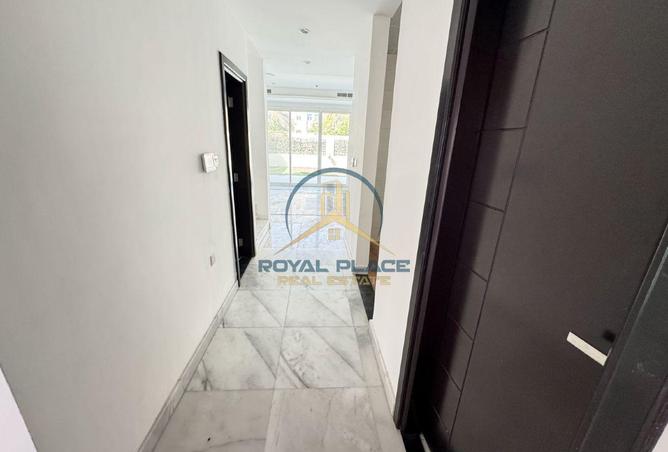 94005166 - Property Image 3