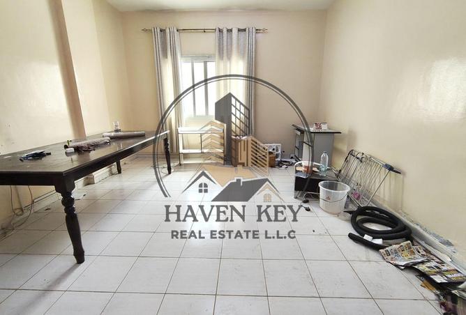 141935213 - Property Main Image
