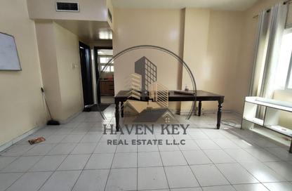 Apartment - 1 - 1 for rent in Fire Station Road - Muwaileh - Sharjah