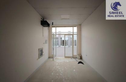 Shop - Studio for rent in Al Felyyah - Ras Al Khaimah