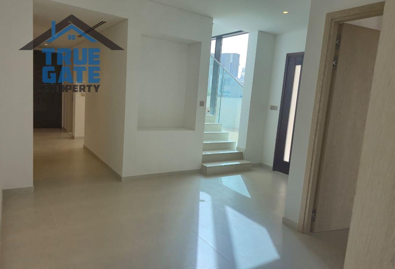 Brand New | 5BR Villa | Type C1 | Kids' Park View photo 3