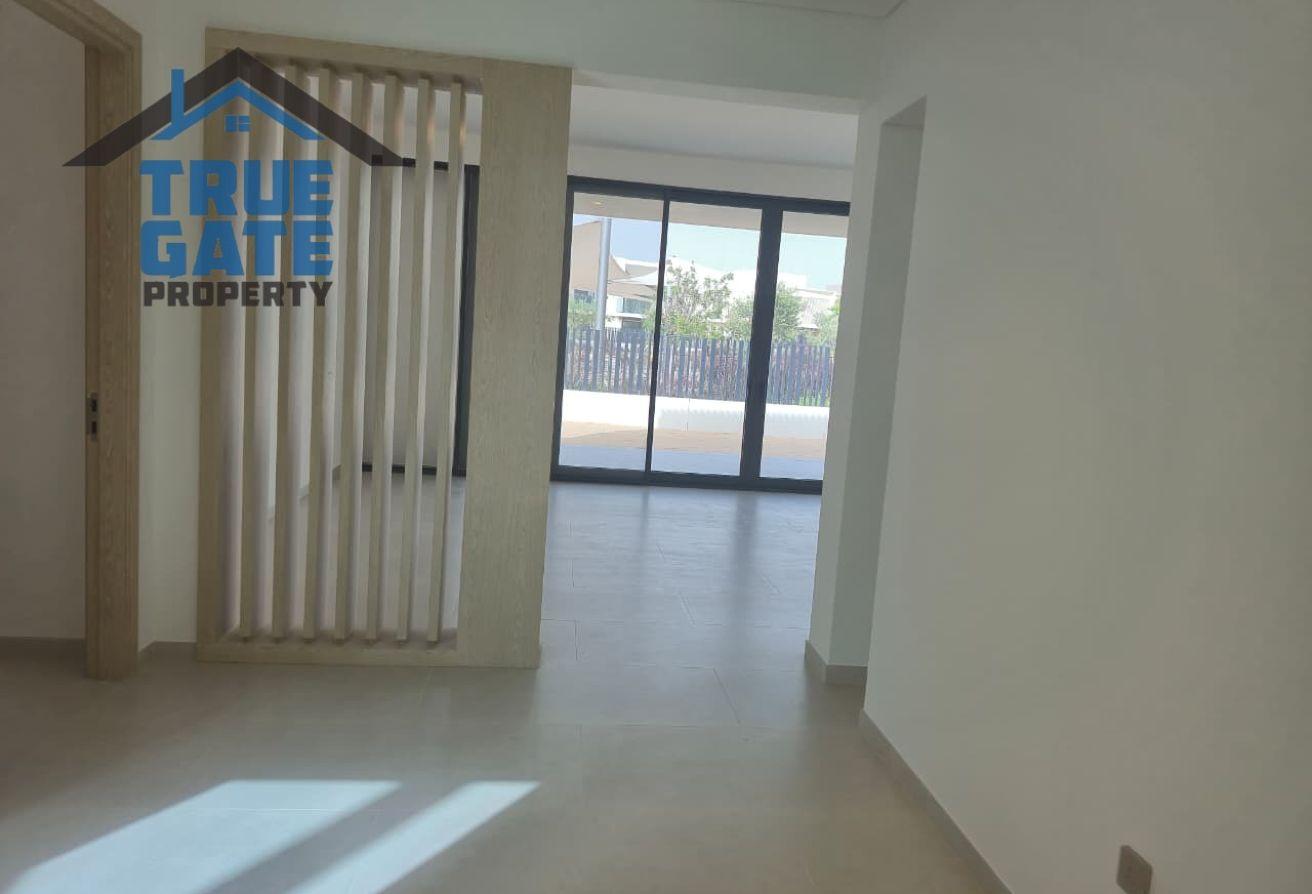 Brand New | 5BR Villa | Type C1 | Kids' Park View photo 4