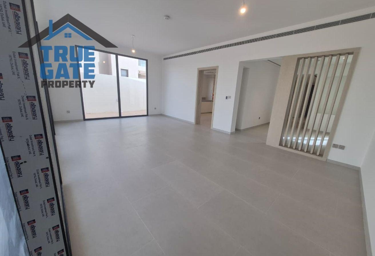 Brand New | 5BR Villa | Type C1 | Kids' Park View photo 6
