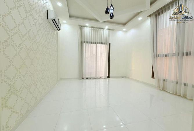 74235528 - Property Image 2