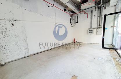 Shop - Studio - 1 for rent in Al Fattan Park View Tower - Al Karama - Bur Dubai - Dubai Shop - Studio - 1 for rent in Al Fattan Park View Tower - Al Karama - Bur Dubai - Dubai