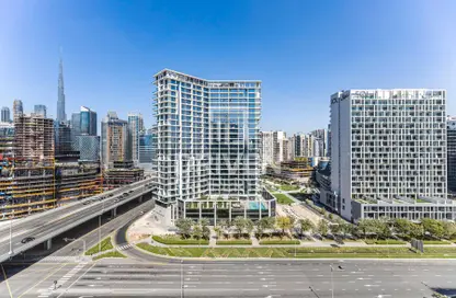 Apartment - 1 Bedroom - 2 Bathrooms for rent in SOL Bay - Business Bay - Dubai