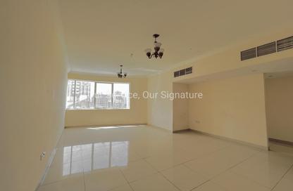 Apartment - 2 - 2 for rent in New Al Taawun Road - Al Taawun - Sharjah