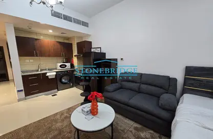 شقة - 1 حمام للايجار في إطلالة ريزيدنس 2 - مجمع دبي ريزيدنس - دبي لاند - دبي