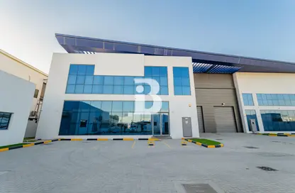 Warehouse - Studio for sale in Phase 1 - Dubai Investment Park (DIP) - Dubai
