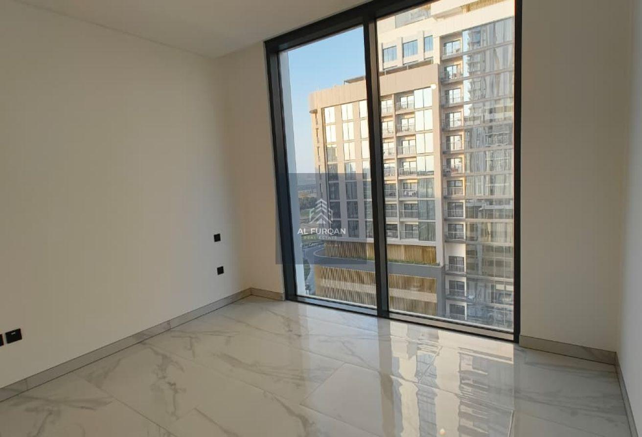 CHEAPEST UNIT | 4BHK | High Floor | Corner Unit photo 17