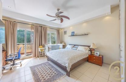 Villa - 4 - 4 for rent in Meadows 2 - Meadows - Dubai