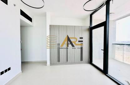 Apartment - 3 Bedrooms - 4 Bathrooms for rent in Tilal City C - Tilal City - Sharjah Apartment - 3 Bedrooms - 4 Bathrooms for rent in Tilal City C - Tilal City - Sharjah