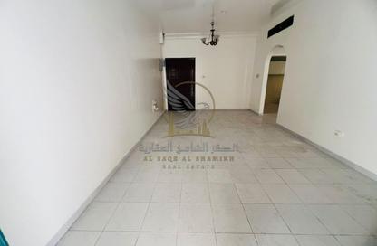 Apartment - 1 - 1 for rent in Al Qulayaa Building - Al Qulaya'ah - Al Sharq - Sharjah Apartment - 1 - 1 for rent in Al Qulayaa Building - Al Qulaya'ah - Al Sharq - Sharjah