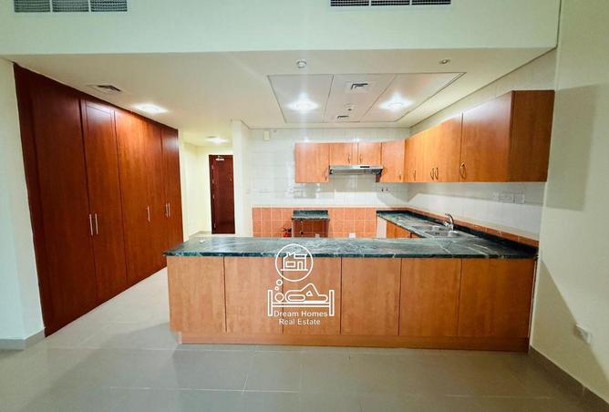 92725243 - Property Image 2