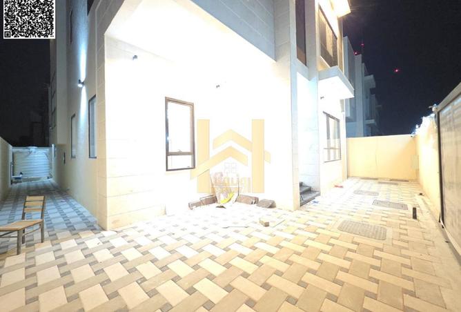 82805783 - Property Image 3