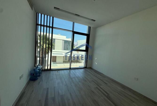 82353191 - صورة العقار 3