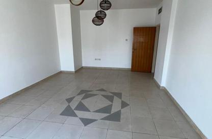 Apartment - 3 Bedrooms - 3 Bathrooms for sale in Abu Shagara building - Abu shagara - Sharjah
