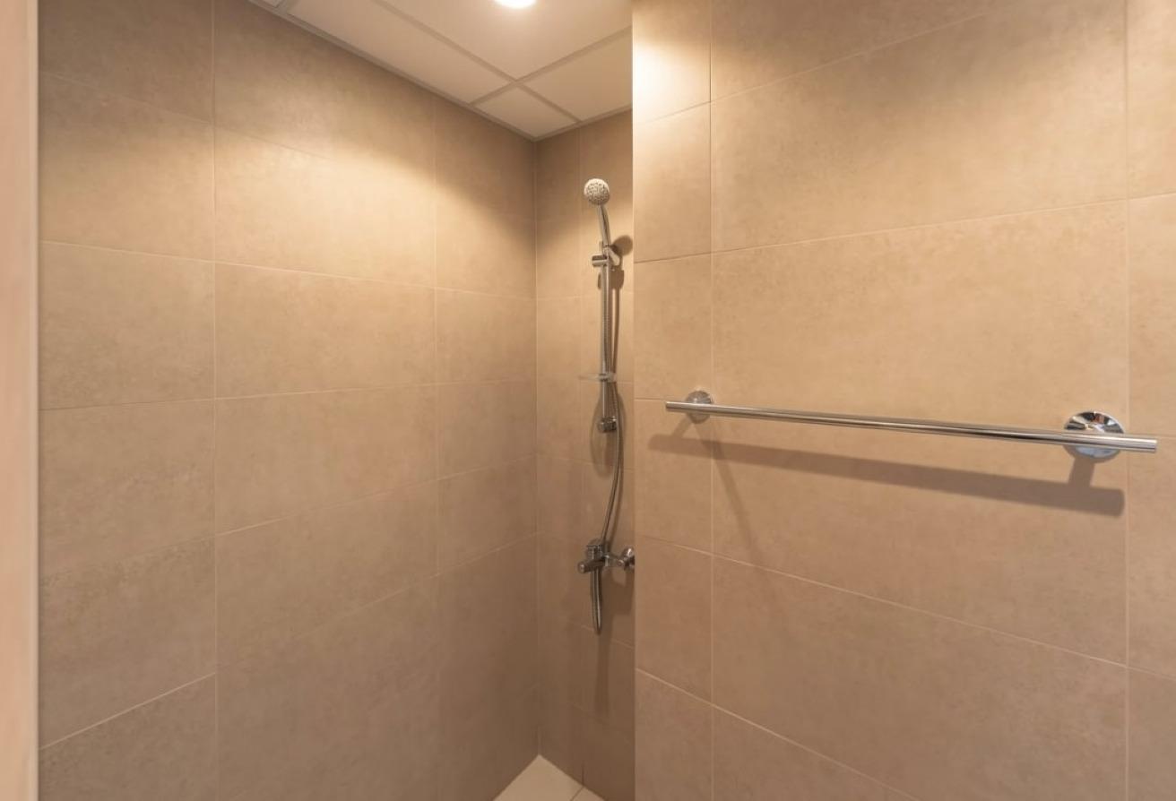 Villa View | Vacant & Ready | Prime Location photo 10