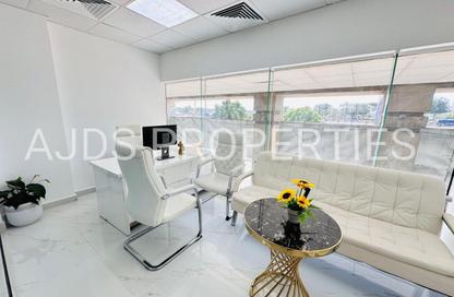 Office Space - Studio - 1 Bathroom for rent in Reem Residency - Al Karama - Dubai