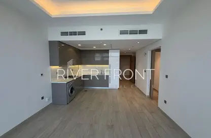 Apartment - 2 Bedrooms - 2 Bathrooms for rent in AZIZI Riviera 13 - AZIZI Riviera - Meydan One - Meydan - Dubai