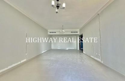 Apartment - 2 - 3 for rent in Al Khan Corniche - Al Khan - Sharjah