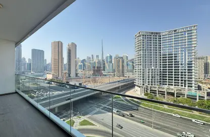 Apartment - 1 Bedroom - 2 Bathrooms for rent in SOL Bay - Business Bay - Dubai