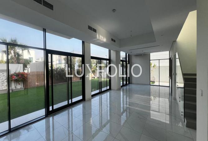 98246569 - Property Image 2