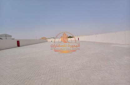 Factory - Studio - 4 Bathrooms for rent in Ali Mousa Building - Al Sajaa Industrial - Al Sajaa - Sharjah