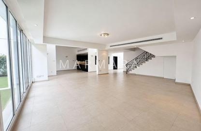 Villa - 4 Bedrooms - 4 Bathrooms for rent in Jumeirah 1 Villas - Jumeirah 1 - Jumeirah - Dubai