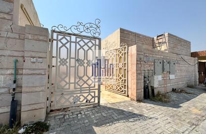 Villa - 5 Bedrooms - 6 Bathrooms for rent in Al Azra - Al Riqqa - Sharjah
