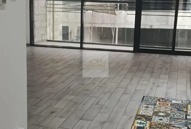 156937893 - Property Image 2