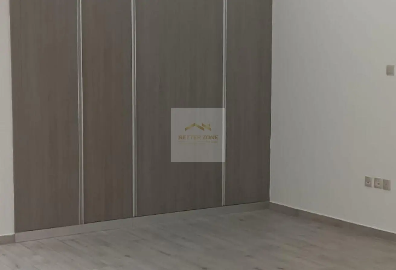 156937893 - Property Main Image