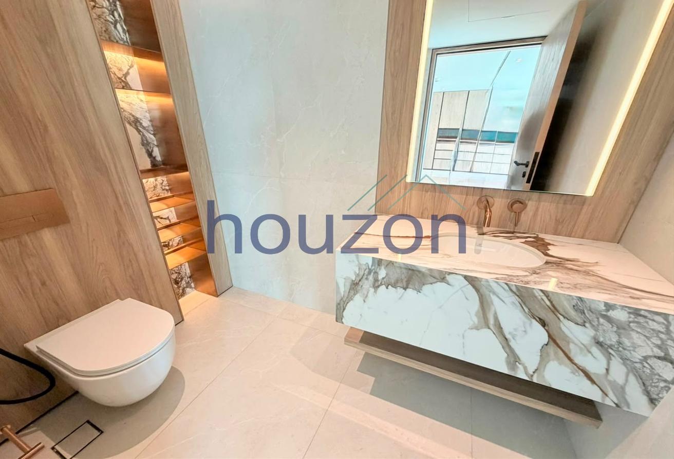 Modern Duplex 3BR+M/R Penthouse | Burj View photo 27