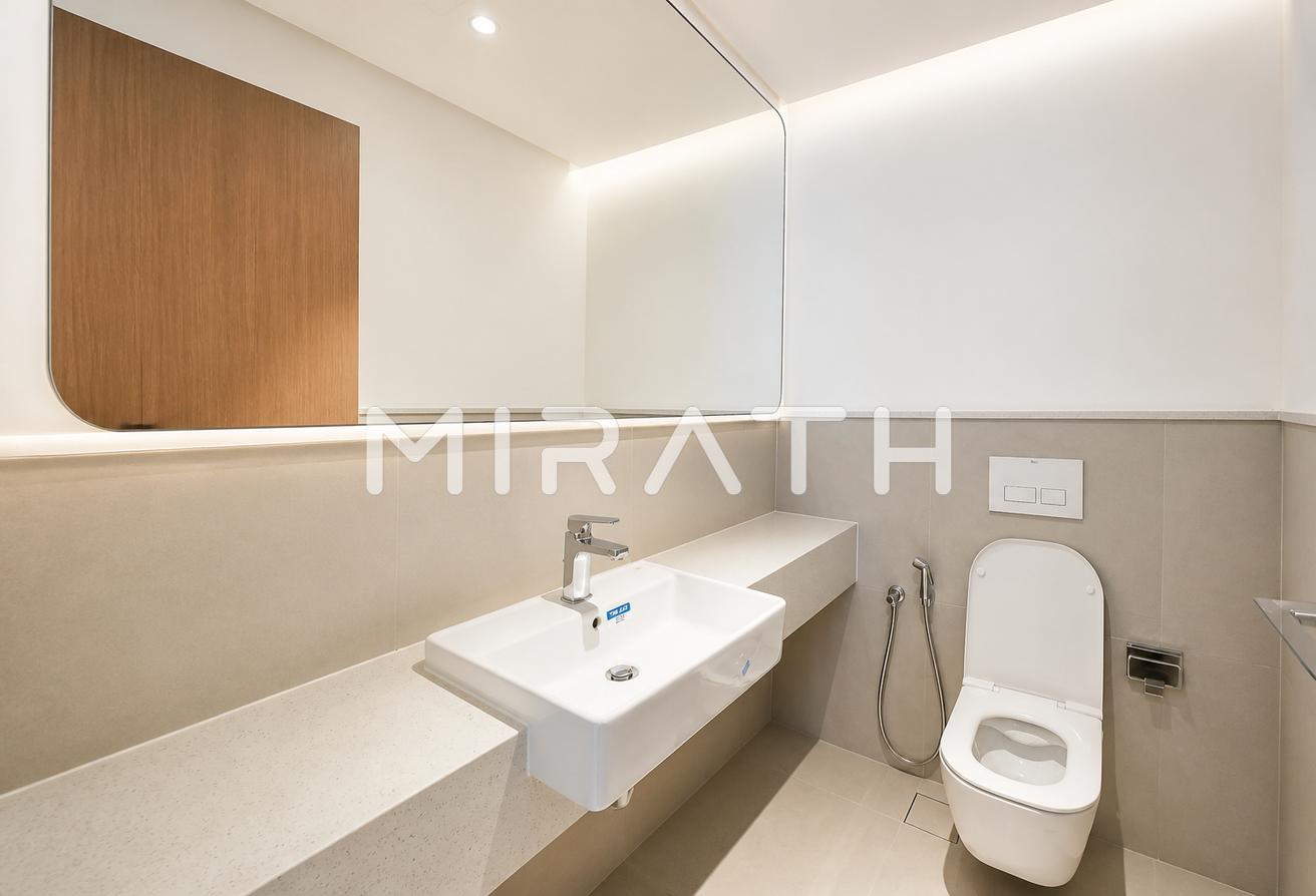 Luxury 3BR + Maid | Park & Burj Views | City Walk photo 8